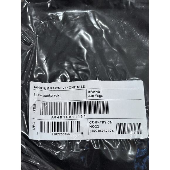 Alo Yoga Stow Backpack Black With Detachable Pouch NWT - Picture 6 of 6